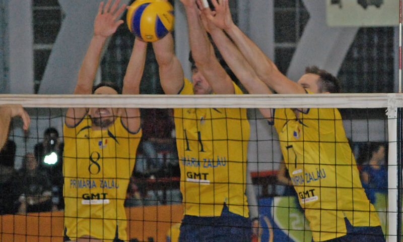 Jocuri spectaculoase în play-off